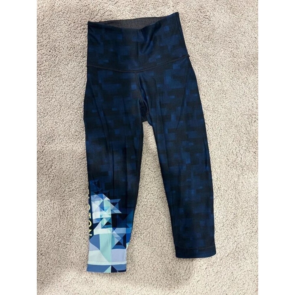 Peloton Women's XS Blue 17” Cropped Capri Workout Leggings